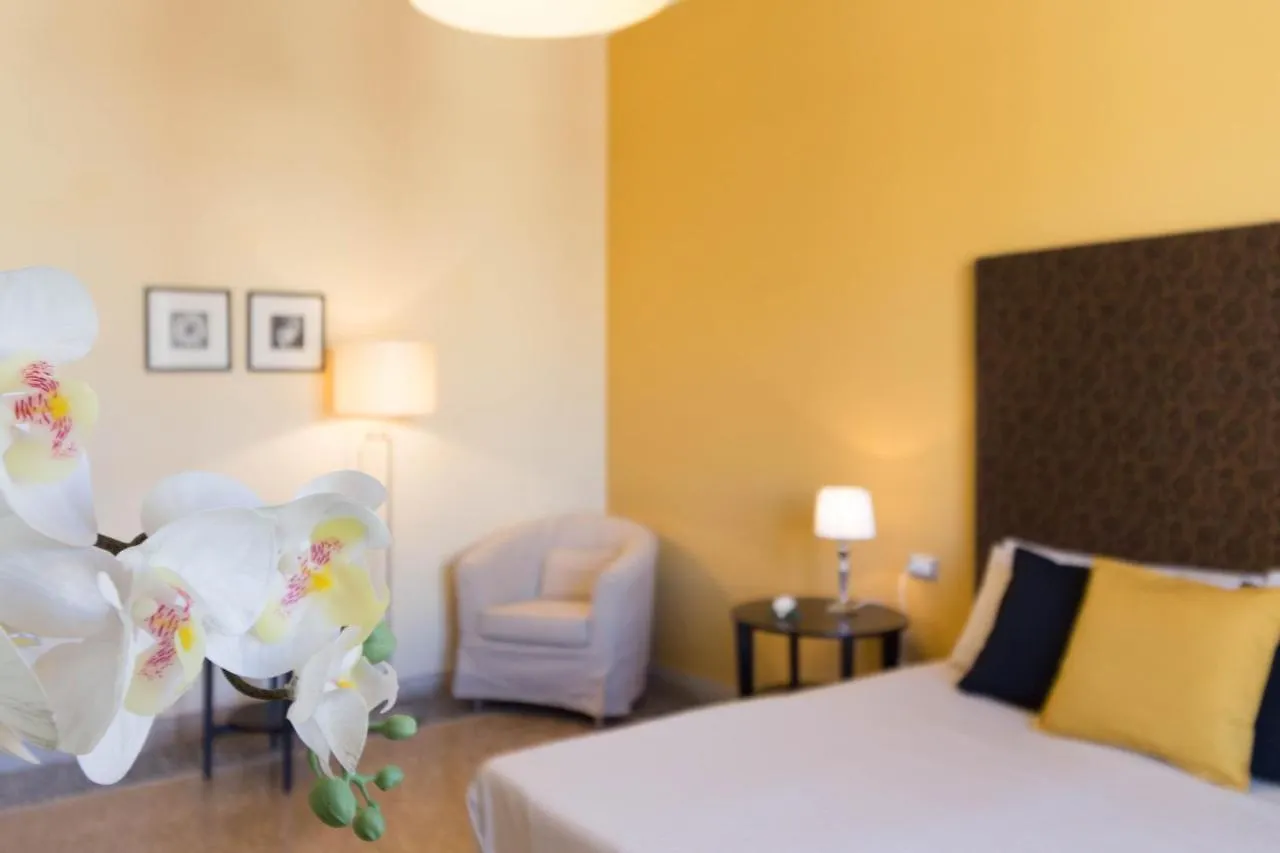 Al Porto Di Cagliari Hotel 2*,